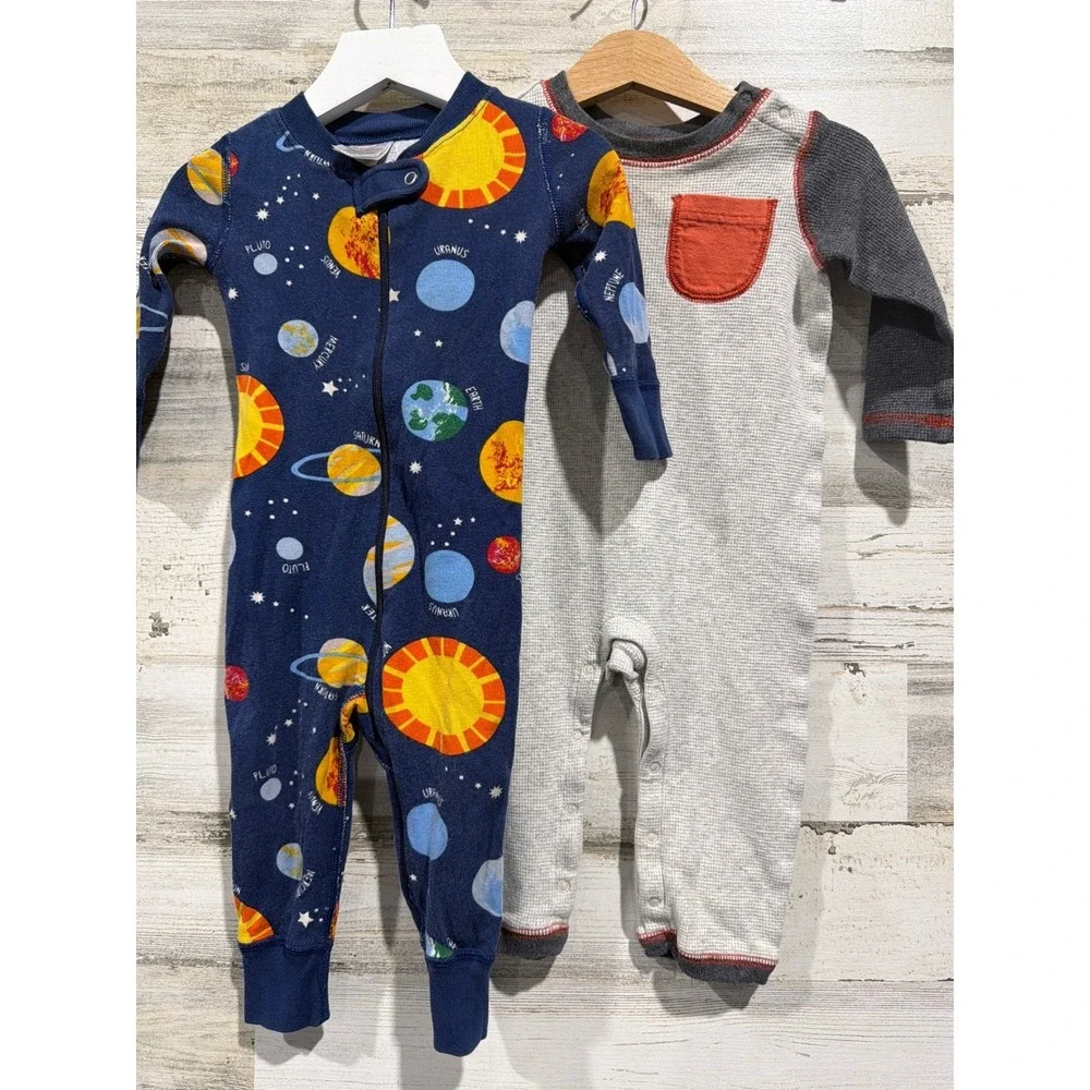 Hanna Andersson Tea Collection Sleeper Romper Boys 6-12M Blue Gray Planet